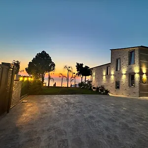 **** Hotel E Diellit Albania